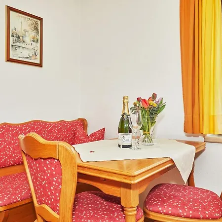 Gaestehaus Licht Apartamento Reit im Winkl